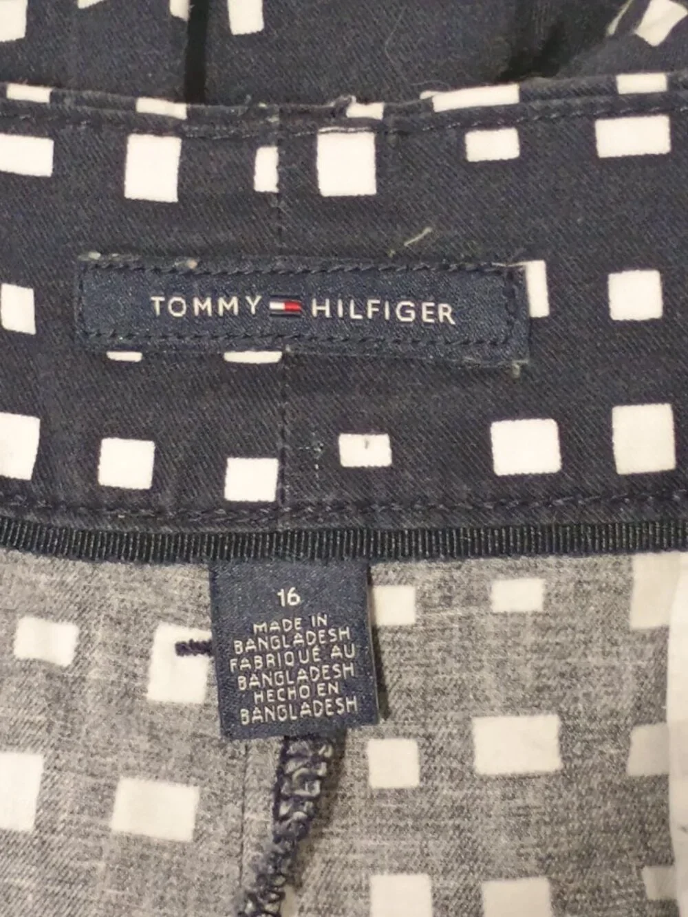 Tommy Hilfiger Women’s Size 16 Navy White Geometric Print Cotton Shorts Preppy